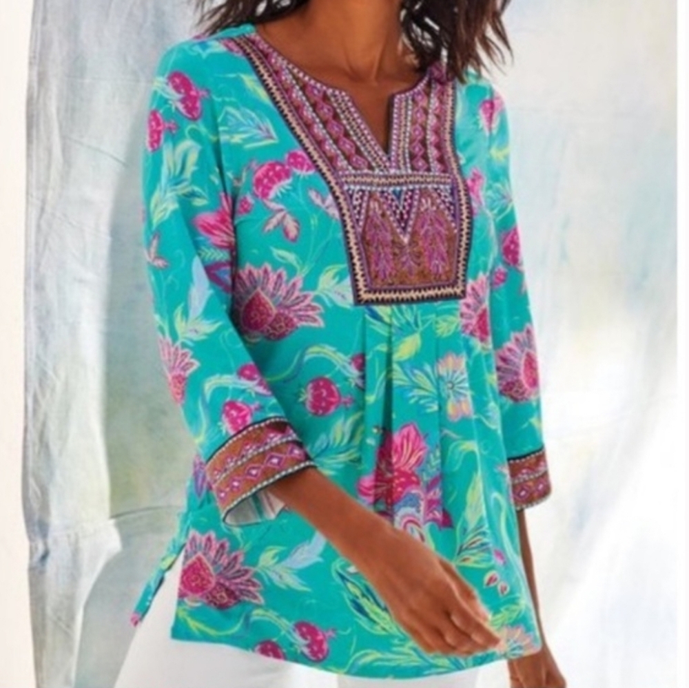 Soft Surroundings Maddalena Tunic in aqua 3/4 sleeves Sequin Embelished Size M